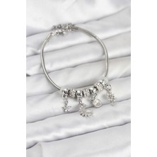 Clariss Pirinç Gümüş Renk Ay Charm Model Charmlı Kadın Bileklik -BLK-0769
