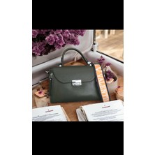 Valentina Victoria Valvic Hakiki Deri Kulanışlı Orta Boy Deri Kadın Çanta