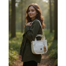 Mefehe Beyaz Buzi Kumaş Ayıcıklı Kolon Askılı Çapraz El ve Omuz Çantası