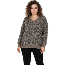 Lavella Kadın V Yaka Leopar Desen Sakallı Triko Kazak BGL-ST05079