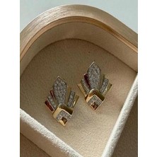 Kayoubi Kadın Antialerjik Kararmaz Suya Dayanıklı Taç Zirkon Taşlı Silver Gold Çelik Marka Küpe Modelleri