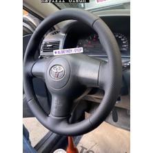 İskender Oto Aksesuar Direksiyon Kılıfı Toyota Corolla 2006 - 2007 Sport Siyah Dikişli Detay deri direksiyon