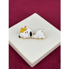 Calista Aksesuar Uzanan Snoppy Figürlü Gold Broş