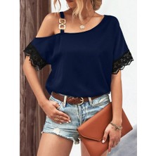 Kadın Tek Omuzu Askılı Kısa Kollu Toka Detaylı Dantelli Viskon Bluz