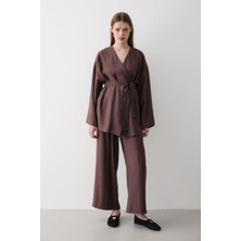 Jaste Kadın V Yaka Kuşak Detaylı Alt & Üst Takım KAHVERENGİ