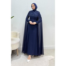 Tesettür Diyarı Büyük Beden Taşlı Pelerinli Krep Tesettür Abiye- Lacivert