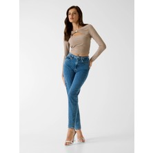 Guess Uzun Kollu Milena Önü Fiyonklu Kadın Bej Top W6RP11KAQL2-A10L