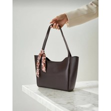 Kadın Fular Detay Büyük Boy Kol ve Omuz Çantası Kahverengi