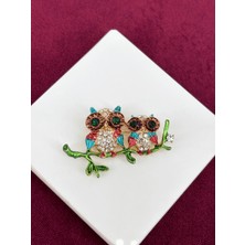 Calista Aksesuar Renkli Taşlı Yeşil Yapraklı Ikili Baykuş Figürlü Gold Broş