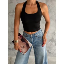Qutta Kadın Boyundan Geçmeli Sırtı Açık Dalgıç Kumaş Crop Bluz