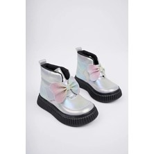 Kız Çocuk Hologram Fiyonklu Su Geçirmez Kaydırmaz Taban Bot