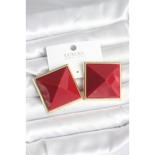 Claris Pirinç Gold Renk Bordo Piramit Model Kadın Küpe