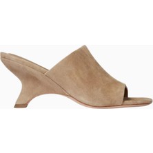 Simkhai Shadow 75 Bej Süet Açık Burun, El Yapımı Zarif Slip-On Mule Sandalet