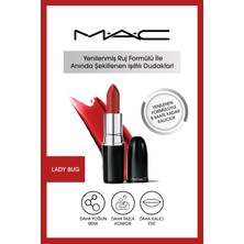 M.A.C Lady Bug 3 G Lustreglass Sheer-Shine Kolay Uygulanan Parlak Bitişli Ruj