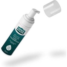 Kuru Kedi Şampuanı | Nemlendirici ve Tüy Bakımı | Durulama Gerektirmeyen, Hassas Cilt Dostu, 200 ml Kedi Şampuanı Oumo