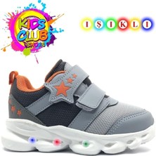 Çocuk Işıklı Anatomik Taban Kaydırmaz Spor Ayakkabı