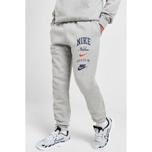 Nike Club Fleece Stack Graphics Cuffed Jogger Erkek Eşofman Altı Gri