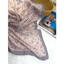 LİCSHE Desenli Ipek Dokulu Kare Eşarp 90X90