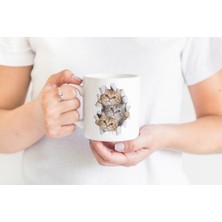 "kişiye Özel Isimli ve Çiçekli Baş Harf Tasarımlı Porselen Kupa"