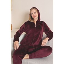 Asel Kadın Bordo Renk Kapşonlu Uzun Kollu Lastikli Takım Kadife Düz Desen ile Şık Kombin