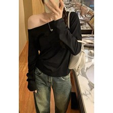 Cool Tarz Siyah Kadın Düşük Omuz Kayık Yaka Oversize Uzun Kollu T-Shirt