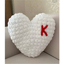 Lala Kalpli Yastık 33 x 34 cm Beyaz Peluş Dış Materyal ile Elyaf Dolgu Özellikli