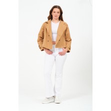 Kadın Camel Düğme Detaylı Kısa Trençkot