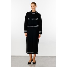 Mutlu Ertan Kadın Çizgi Detaylı Sıfır Yaka Triko Pardesü Siyah-Ekru 20125