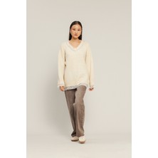 Nisan Triko Dantel Detaylı Triko Kazak