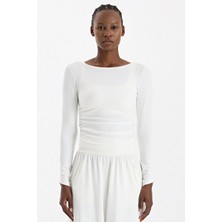 Kolları ve Yanları Büzgülü Uzun Kollu Spor Üst Kırık Beyaz