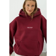 The Champ Clothing Kadın Oversize Sweatshirt Hoodie Chmp Studıos Bordo – Kapüşonlu, 3 Iplik , Kanguru Cepli
