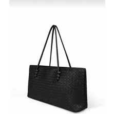 Özüm Takı Çanta Kadın Fermuarlı Örgü Detay Baget El ve Omuz Çantası Siyah