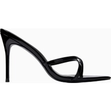 Donatella 100 Rugan Görünümlü Vegan Deri Ince Topuklu Kadın Sandalet, Şık ve Zarif