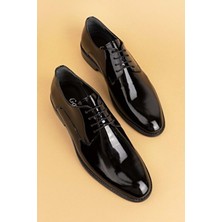 Gondol Erkek Hakiki Deri Klasik Damat Ayakkabı Siyah Rugan Neolit Taban ile Şık Tasarım