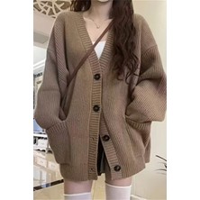 Tarz Cool Kadın Oversize Cepli Düğmeli V Yaka Triko Hırka