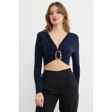 FullaModa Drapeli Tokalı Omuz Vatkalı Crop Bluz