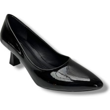 C-Shoes 349-26 Rugan Deri Orta Boy Topuklu Kadın Stiletto