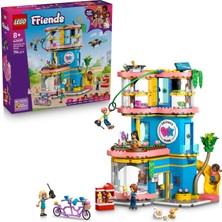 LEGO® Friends Heartlake Şehri Friends Kulüp Evi - Oyuncak Seti - 5 Mini Bebek - Kedi, Geko, Tavşan - 42689