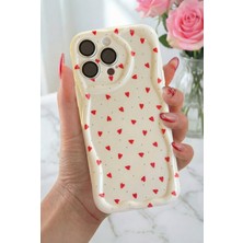 Fibaks Apple iPhone 16 Pro Max Kılıf Kamera Korumalı Dalga Kenarlı Kırmızı Kalp Desenli Silikon Kapak