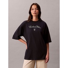 Calvin Klein Kadın Oversize T-Shirt