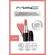 M.A.C Zenginleştirilmiş Formülü Ile Dudaklara Yumuşaklık,pürüzsüz Görünüm Veren Kalıcı Ruj-Sellout