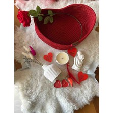 Patiska Tasarım Sevgililer Günü Özel Kalp Şeklinde El Yapımı Örgü Sepet – Romantik Mum, Dekoratif Aksesuar ve Hediye Seti