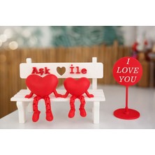 M&D Design Sevgililer Günü Aşk ile Oturan Kalpler Dekoratif Biblo – Sevgiliye Romantik Hediye