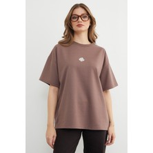 FullaModa Lotus Çiçeği Kabartmalı Oversize Tişört