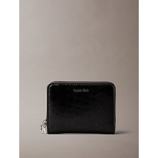 Calvin Klein Kadın Ck Metallic Fermuar Detaylı Cüzdan