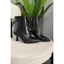 Les Passent Kadın Peri Siyah 7cm Topuklu Sivri Burun Fermuarlı Bot