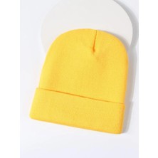 Quatex Sarı Düz Desenli Unisex Katlamalı Triko Bere, Kış Sezonu İçin Rahat ve Şık