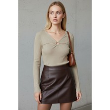 Lupinn Kadın V Yaka Simli Yumuşak Dokulu Kaşkorse Uzun Kollu Göğüs Detaylı Bluz - Kadın Bluz