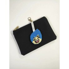 El Emeği Mavi Saçlı Neşe Figürlü Punch Nakışı Anahtarlık El Yapımı