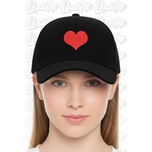 Quatex Kalp Nakışlı Şapka – Siyah %100 Pamuk Gabardin Unisex Model